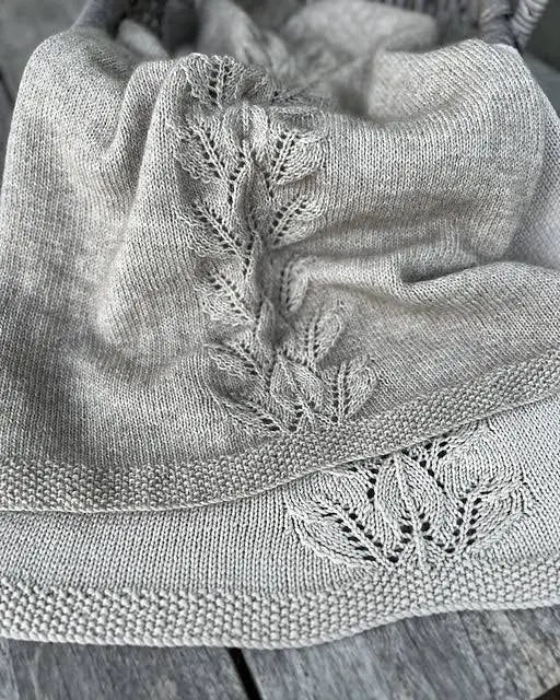 Autumn Leaves Blanket - The Kiwi Stitch & Knit Co Pattern