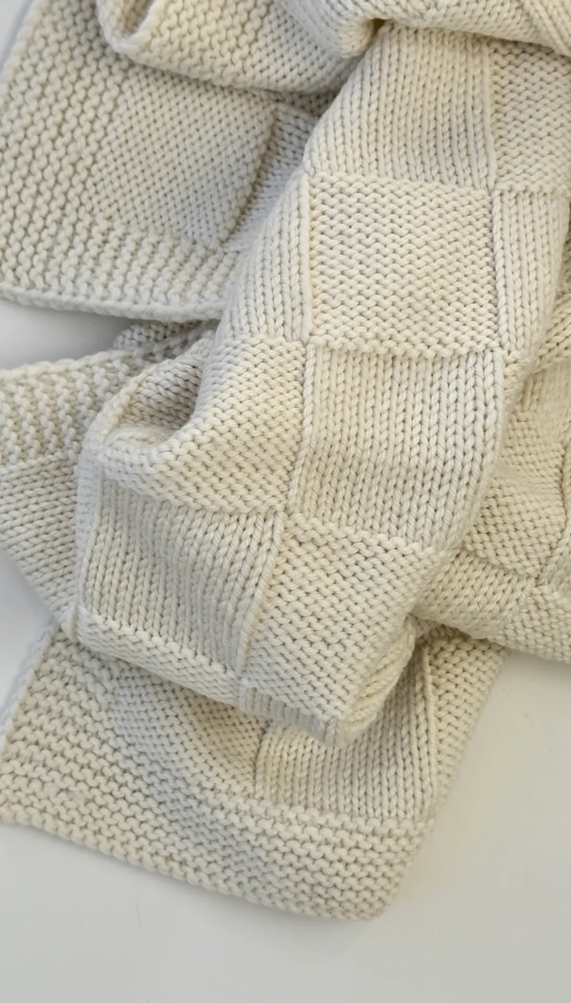 Touch Yarns - 133 - Blanket of Champions Pattern