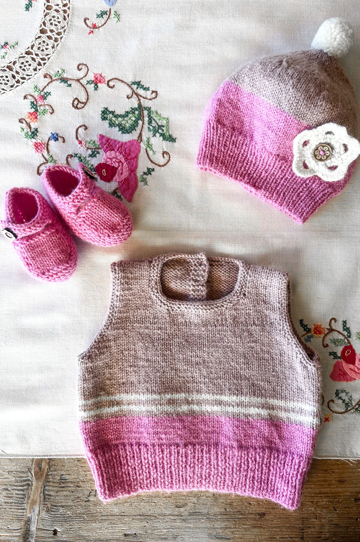 Baby Cakes - BC146 - Cassidy Vest, Hat and Shoes
