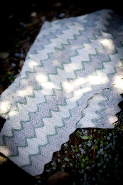 Baby Cakes - BC10 - Zig Zag Blanket Pattern