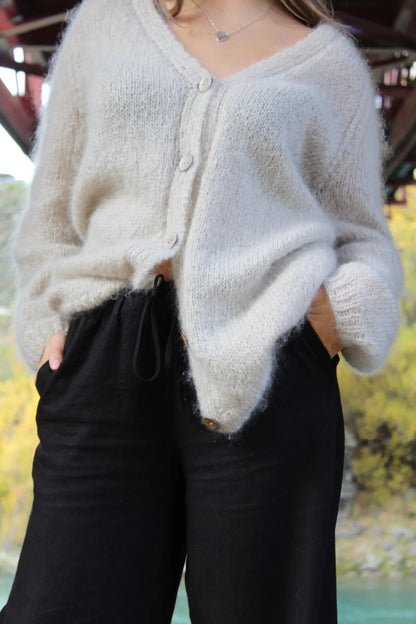 Touch Yarns - 108 - Hollyford Cardigan