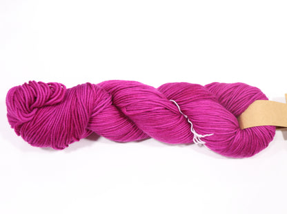 Broadway: Hand Dyed - 100% Superwash Merino