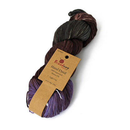 Broadway: Hand Dyed - 100% Superwash Merino