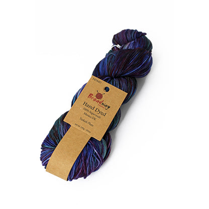 Broadway: Hand Dyed - 100% Superwash Merino